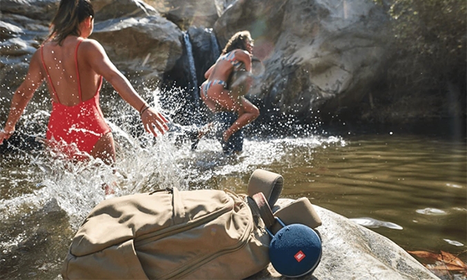 Loa di động JBL Clip 3 xanh dương kết nối Bluetooth