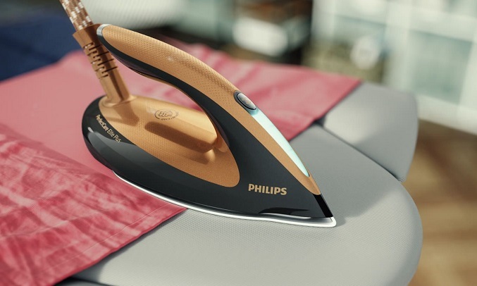 Bàn ủi hơi nước Philips GC9682