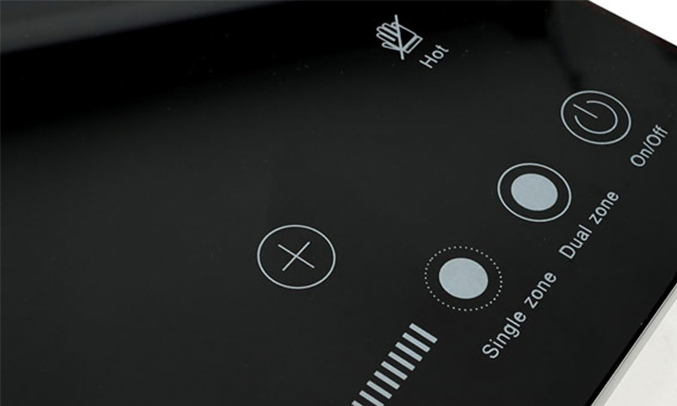 Bếp hồng ngoại Whirlpool ACT209 mặt bếp chịu nhiệt