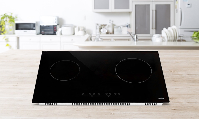 Bếp từ Amica VHI72520TU màu đen với mặt bếp là kính Ceramic cao cấp