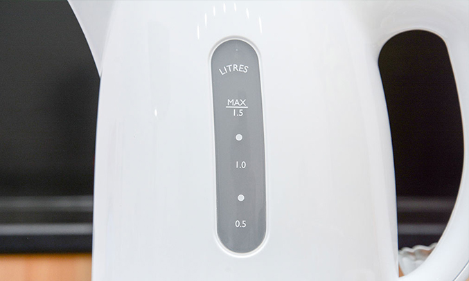 Bình đun Philips HD4646 1.5l