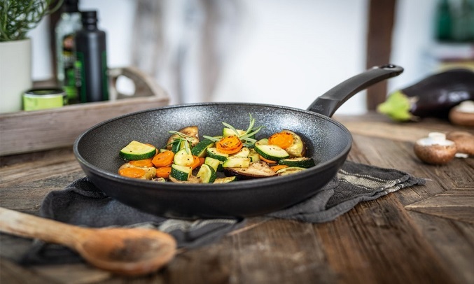 Chảo nhôm chống dính Fissler Adamant Comfort 24 cm - Lớp phủ siêu cứng