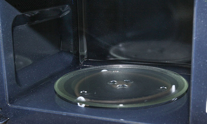 Lò vi sóng Samsung ME73M khoang lò rộng