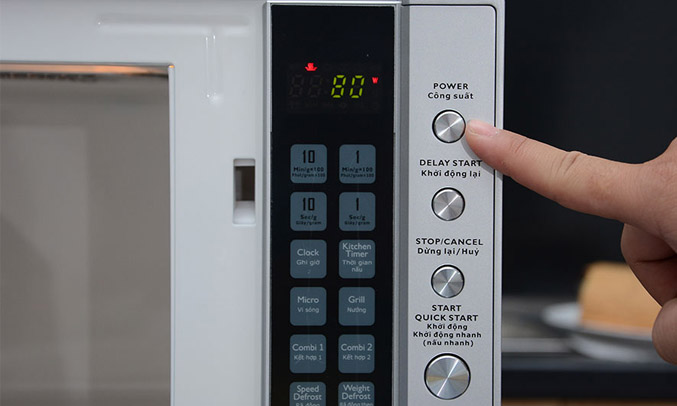 Lò vi sóng Sanyo EM-G3597VS công suất mạnh mẽ