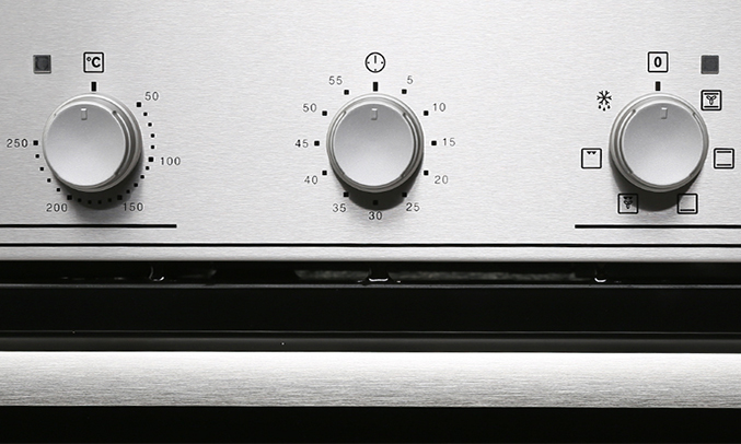 Lò nướng âm Electrolux EOB2100COX dễ sử dụng