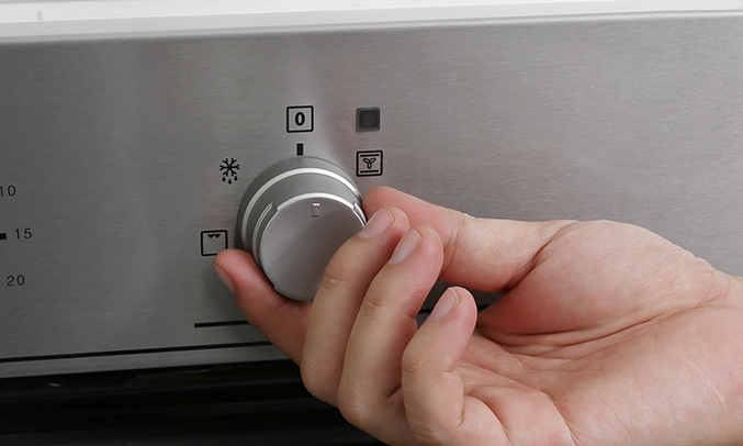 Lò nướng âm Electrolux EOB2100COX đa chức năng