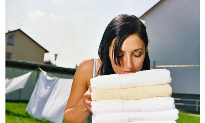 Máy giặt Electrolux EWF12935S làm mềm quần áo