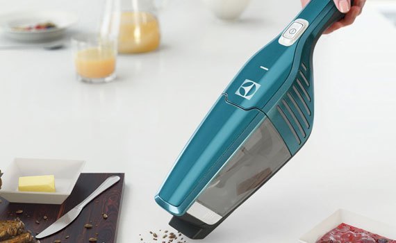 Máy hút bụi Electrolux ZB3103 thiết kế không dây