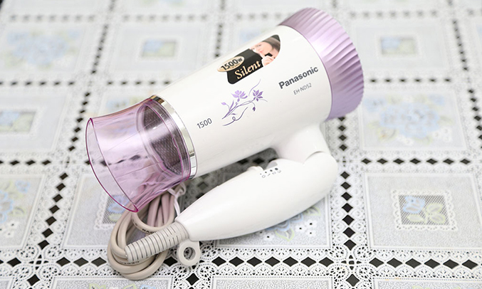 Máy sấy tóc Panasonic EH-ND52-V645 gập gọn