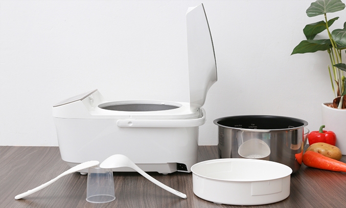 Nồi cơm điện Panasonic SR-AFY181WRA 1.8L thiết kế tinh tế