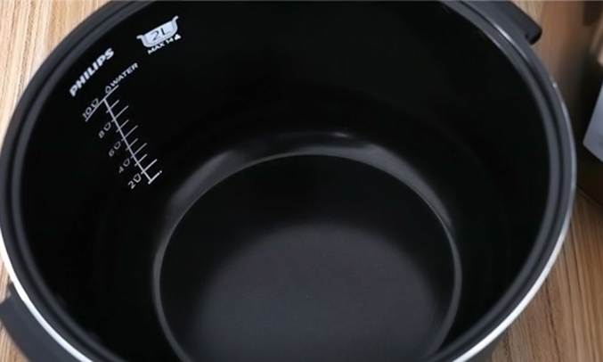 Nồi cơm điện Philips 2 lít HD3128/68 dễ vệ sinh