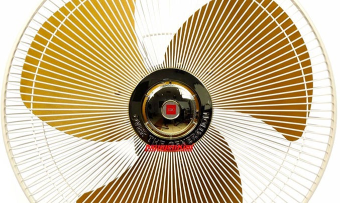 Quạt bàn KDK A40B hoạt động êm ái