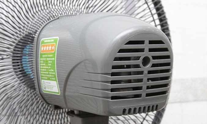 Quạt treo trường Mitsubishi W16-RT bền bỉ