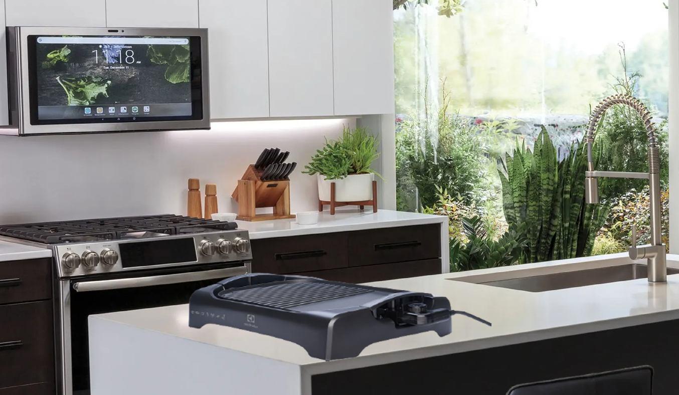 Vỉ nướng điện Electrolux ETTG1-40BK - Thiết kế nhỏ gọn, dễ dàng đặt trọn trên bàn tiệc