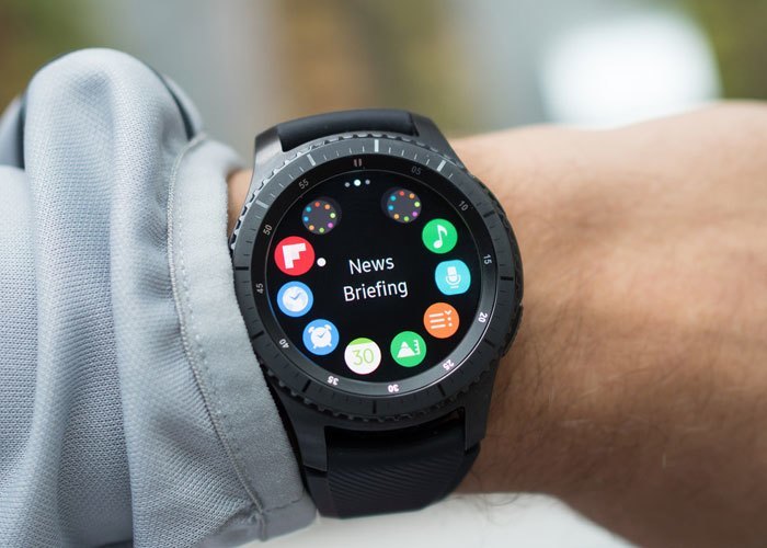 Mặt đồng hồ Samsung Gear S3 Frontier dễ thay đổi