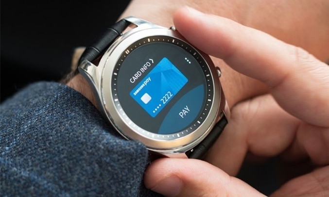 Samsung Gear S3 Classic (SM-R770) bánh răng xoay tiện lợi