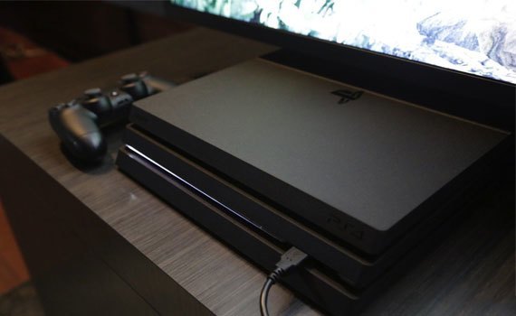 Máy chơi game Sony Playstation 4 Pro lưu trữ thoải mái