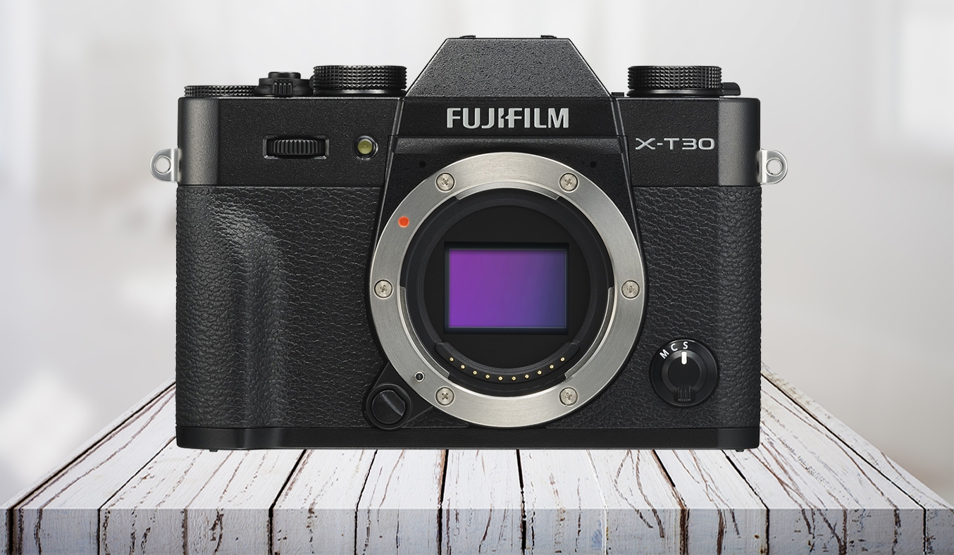 Máy ảnh Fujifilm X-T30 Body Đen có thiết kế nhỏ gọn