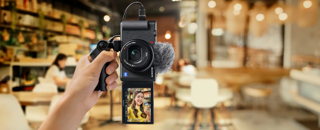 Máy ảnh Sony ZV-1/BC E32 -  Bộ vi xử lý BIONZ, bắt trọn mọi khoảnh khắc