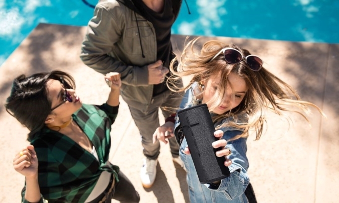 Loa Bluetooth Logitech Boom 3 Black - Công nghệ âm thanh 360 độ