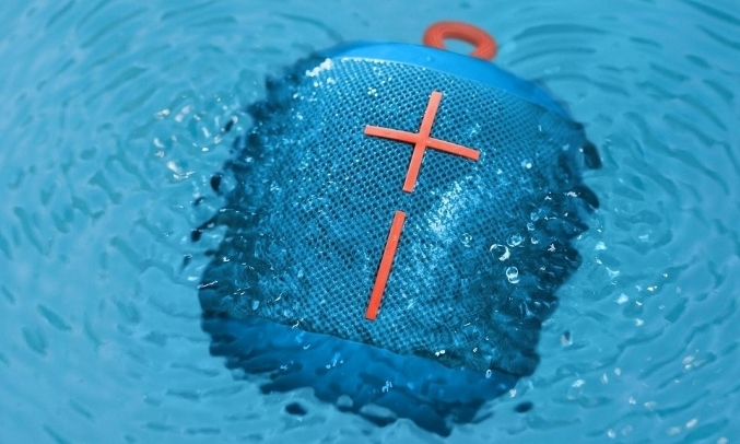 Loa Bluetooth Logitech Wonderboom Subzero độ bền tốt