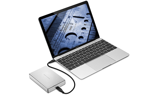 Ổ cứng Lacie Porsche P`9227 4TB màu xám kết nối tiện dụng