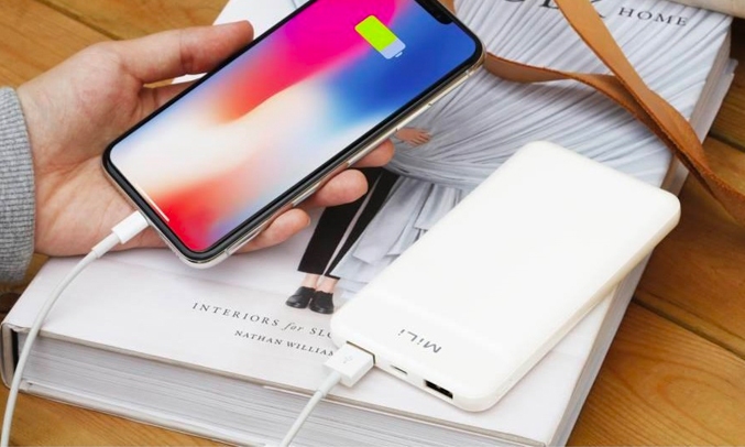 Pin sạc dự phòng Mili Power Shine II HB-M90BK - 