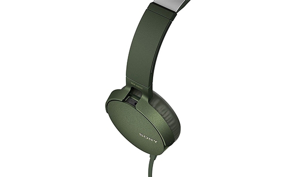 Tai nghe Sony MDRXB550APGCE xanh rêu tích hợp micro trên dây đàm thoại thả ga