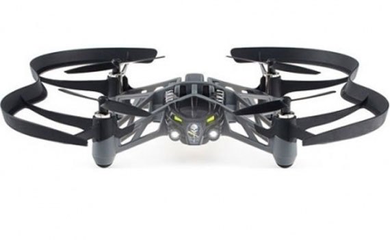 Parrot Airborne Night Drone Swat sở hữu thiết kế hiện đại, độc đáo