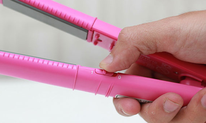 Máy tạo kiểu tóc Panasonic EH-HV10 sử dụng đa dạng