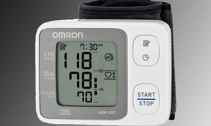 Máy đo huyết áp bắp tay Omron HEM-6131 bơm xả tự động