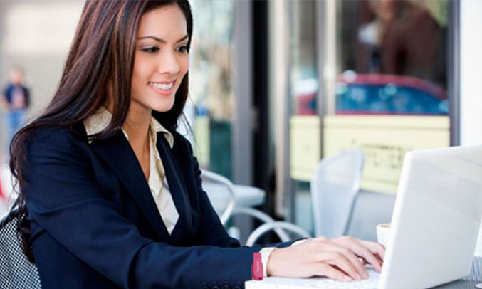 Ổ cứng di động 8GB CZ50 Cruzer Blade USB 2.0 Sandisk (Hồng) bảo mật tối ưu