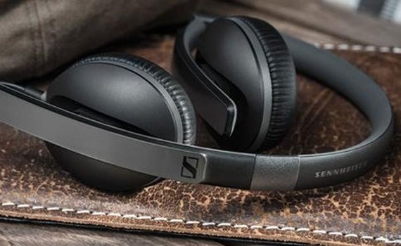 Tai nghe Sennheiser HD2.30G màu đen tái tạo âm thanh mạnh mẽ