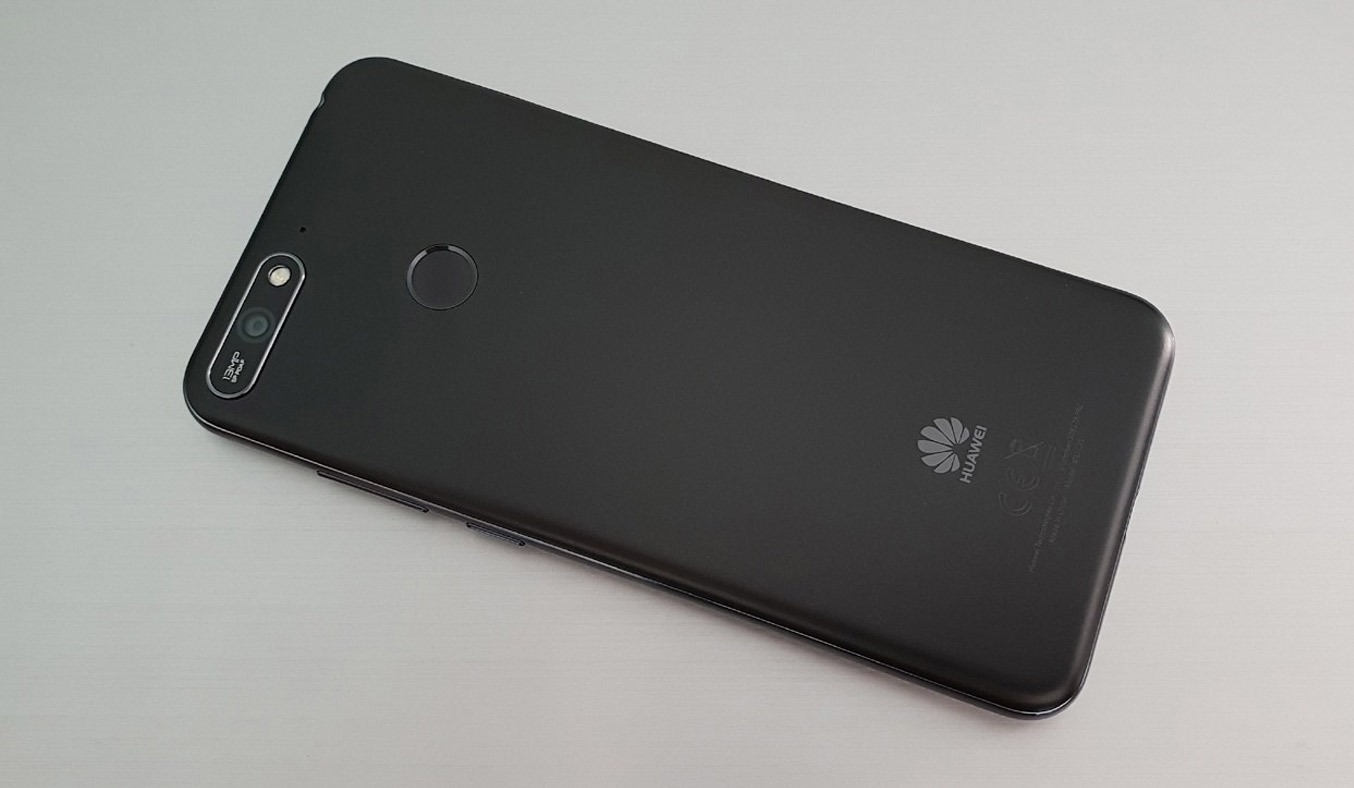 Laptop Dell Inspiron 13 7370 (7D61Y2) 