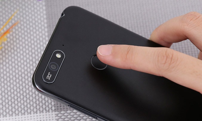 Laptop Dell Inspiron 13 7370 (7D61Y2) 