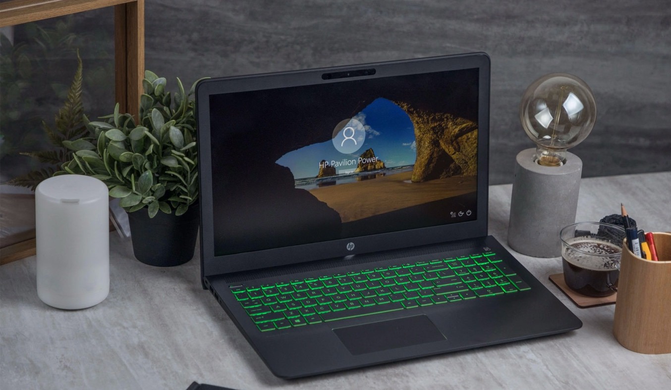 Laptop Dell Inspiron 13 7370 (7D61Y2) 