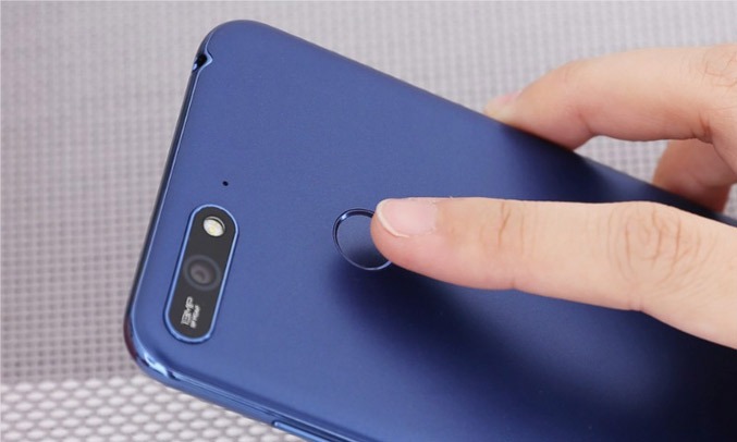 Laptop Dell Inspiron 13 7370 (7D61Y2) 