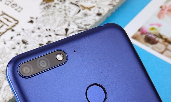 Laptop Dell Inspiron 13 7370 (7D61Y2) 