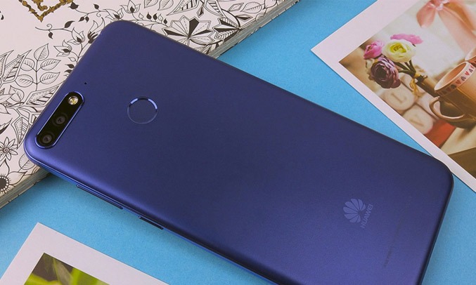 Laptop Dell Inspiron 13 7370 (7D61Y2) 