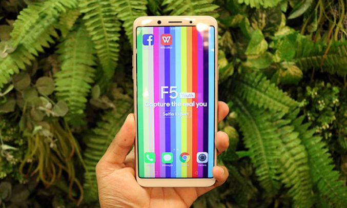 Oppo F5 Youth vàng công nghệ chụp ảnh tự động làm đẹp