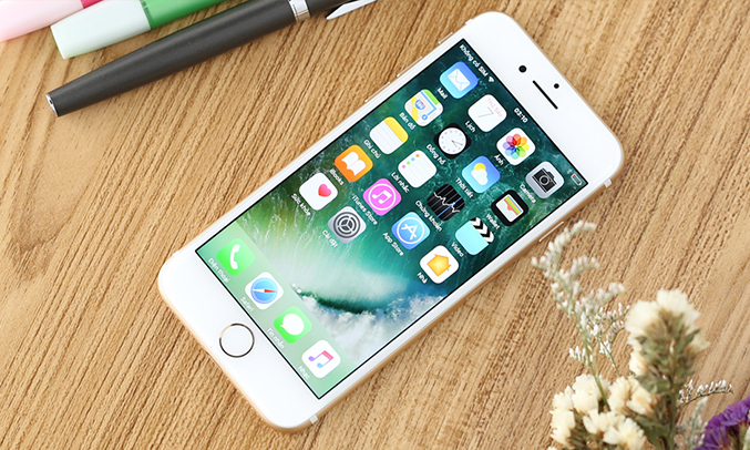  iPhone 7 32GB Gold màn hình sống động