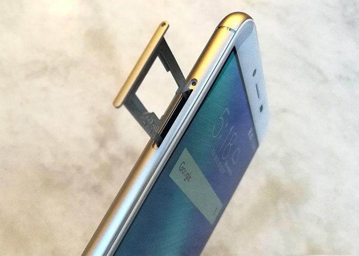 Điện thoại Asus ZenFone 3 Max ZC553KL màu bạc hỗ trợ 2 sim và thẻ nhớ ngoài