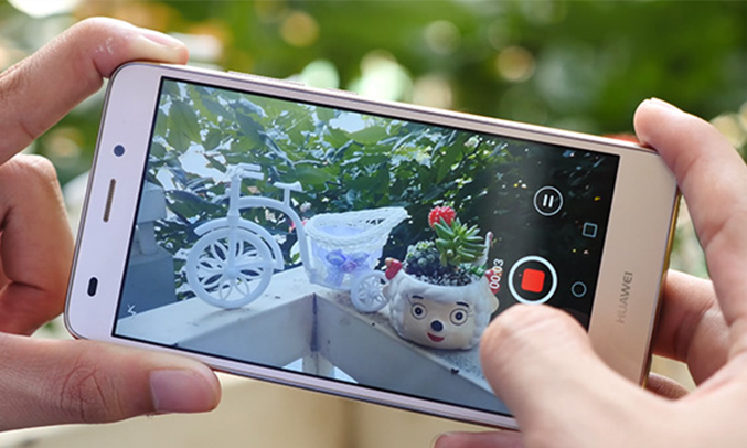 Điện thoại Huawei GR5 Mini nhiều chế độ chụp mình