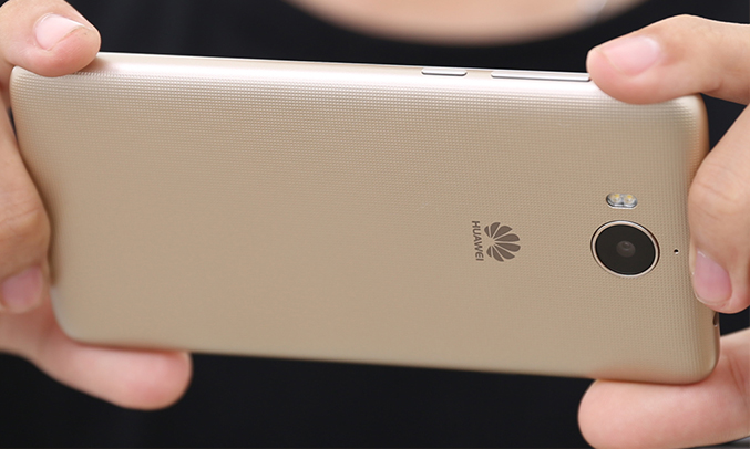 Điện thoại Huawei Y5 2017 thoải mái lưu trữ