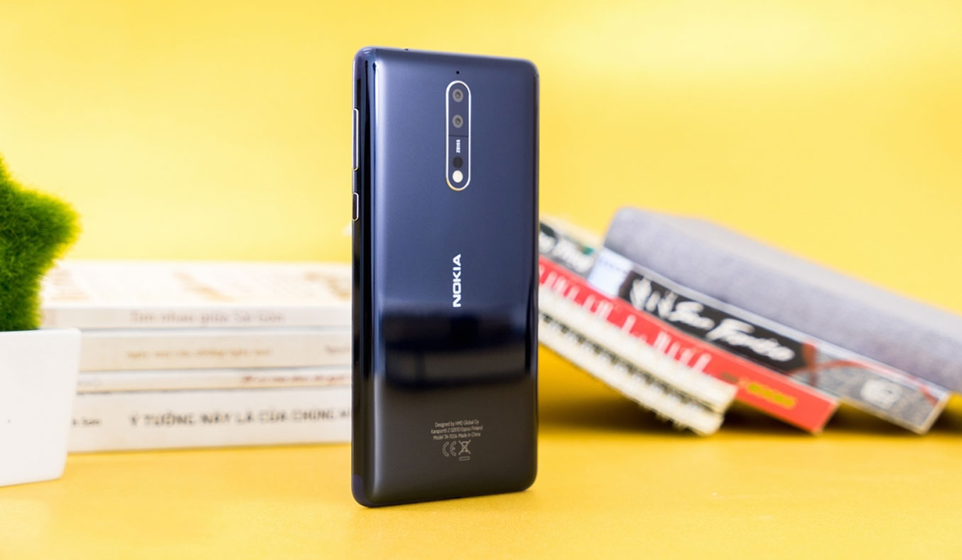 Nokia 8 màn hình sắc nét