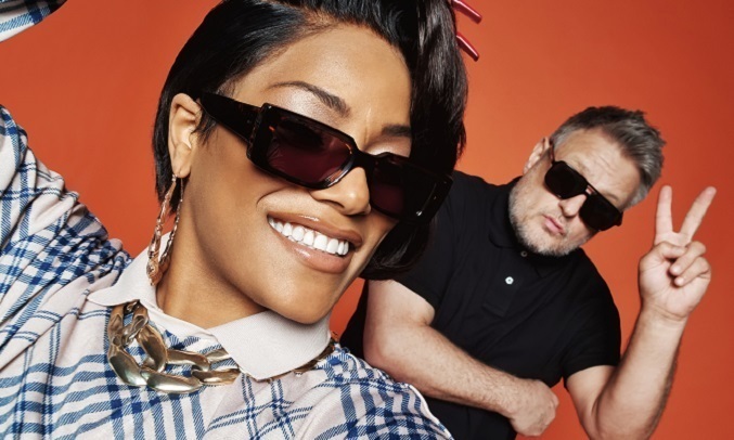 Điện thoại Samsung Galaxy S21 Ultra 5G 12GB/128GB Bạc - Selfie sắc nét