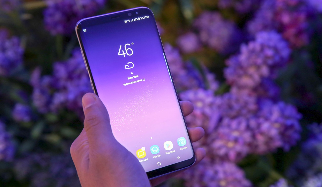 Samsung Galaxy S8 plus màu tím mang lại cảm giác rất "đã tay"
