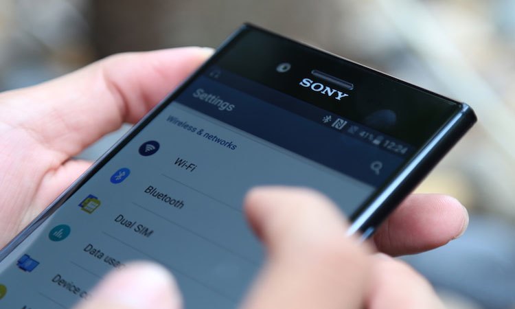 Điện thoại di động Sony Xperia XZ1 hệ điều hành hiện đại