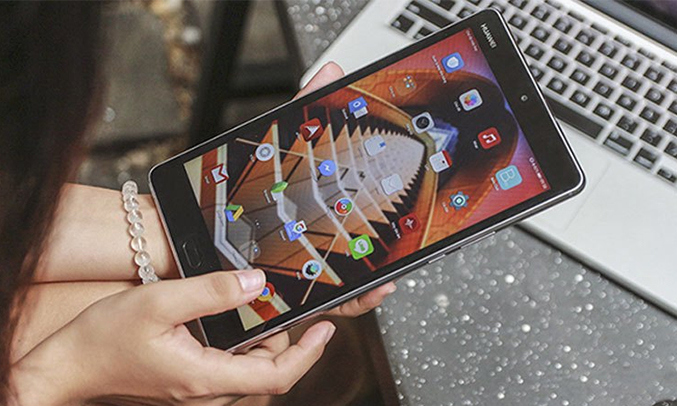 Máy tính bảng Huawei Mediapad M3 (2017) xám hiển thị sắc nét