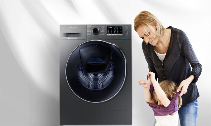 Máy giặt Samsung Inverter 9.5 kg WD95K5410OX/SV Thêm áo quần bất kỳ lúc nào vào máy giặt Samsung